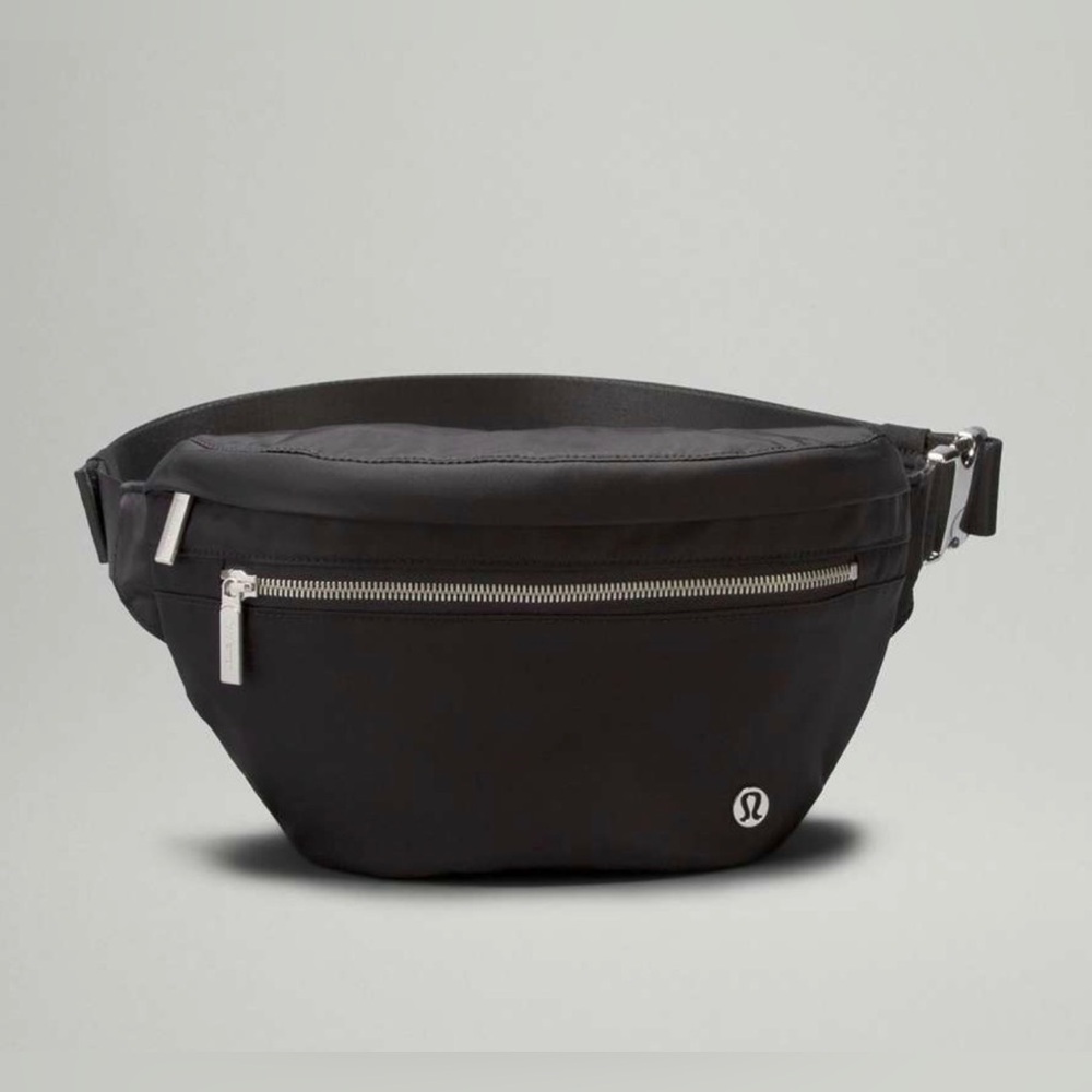 Lululemon City Adventurer Belt Bag 2.5L Black 
Brand NEW sealed package